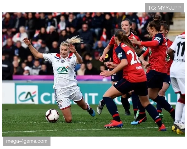 里昂女足传奇回归，状态回暖助球队冲击欧冠荣耀