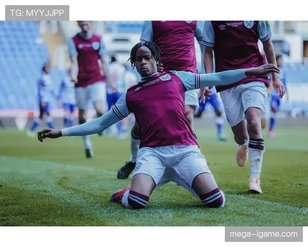 阿什拉夫续约谈判进展缓慢 俱乐部正评估其当前竞技价值与薪资结构